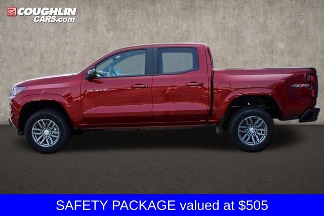 Used 2024 Chevrolet Colorado LT w/ LT Convenience Package AWD/4WD image 2