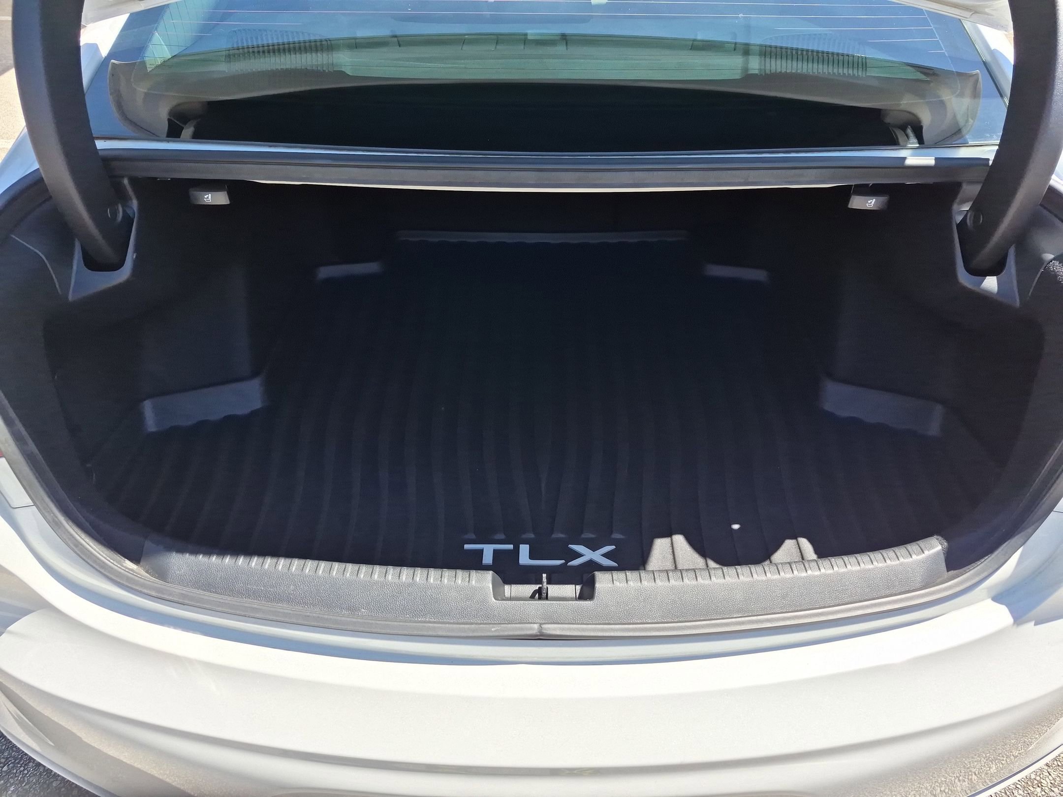 Used 2023 Acura TLX FWD image 25
