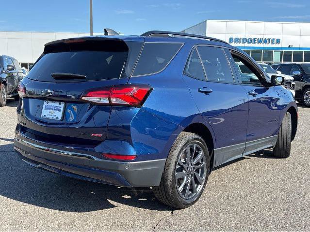Used 2023 Chevrolet Equinox RS AWD/4WD image 10