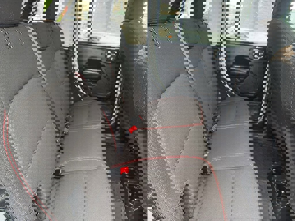 Used 2023 Jeep Wrangler Unlimited Rubicon image 25