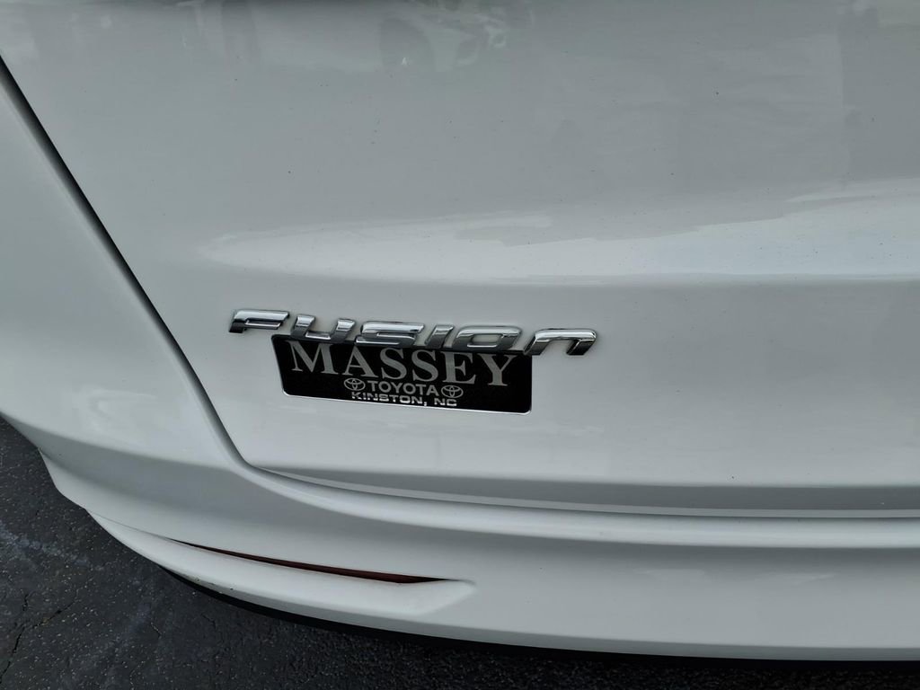 Used 2019 Ford Fusion S image 9