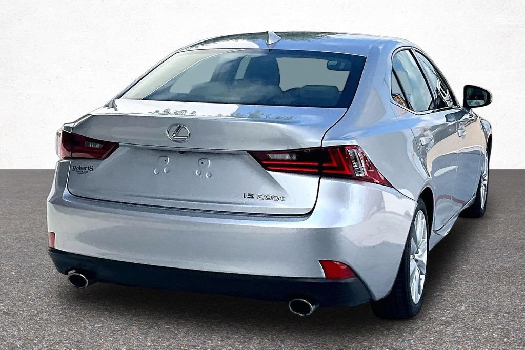 Used 2016 Lexus IS 200t RWD image 7