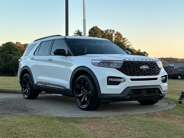 Used 2023 Ford Explorer ST-Line w/ Class IV Trailer Tow Package