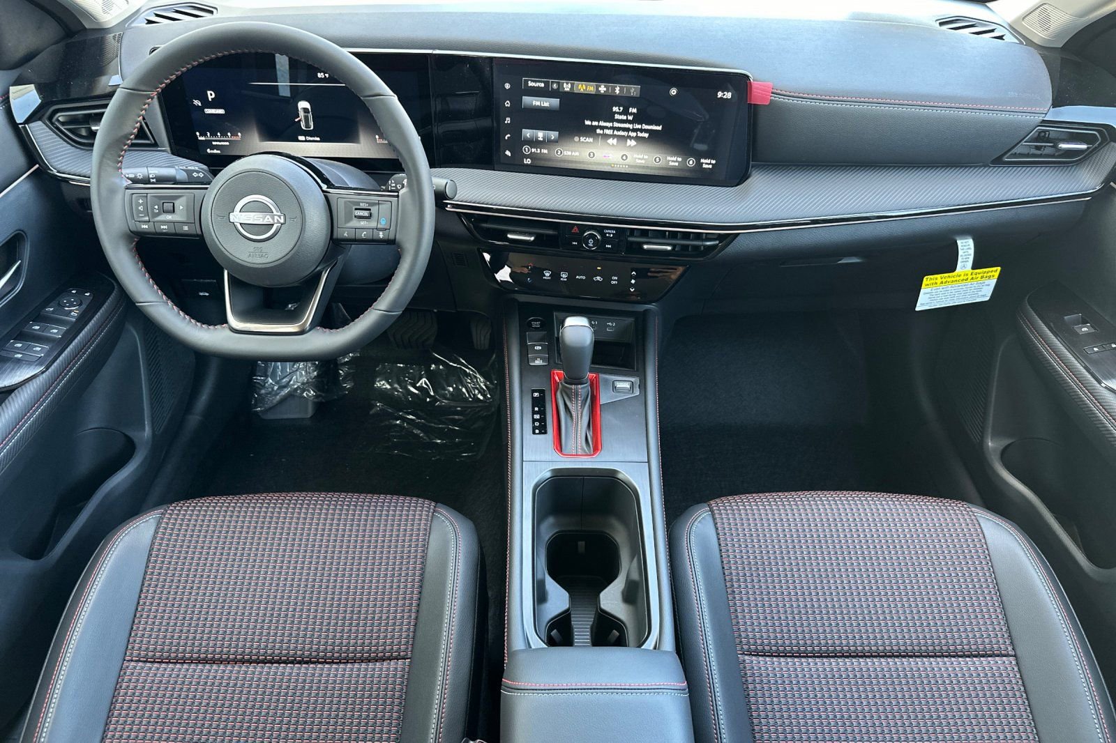 New 2025 Nissan Kicks SR image 10