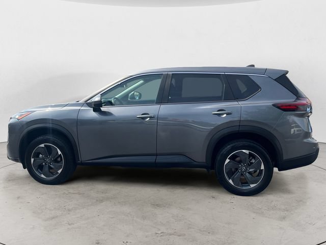 Used 2025 Nissan Rogue SV AWD/4WD image 8