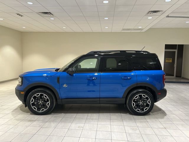 Certified 2025 Ford Bronco Sport Outer Banks w/ Outer Banks Tech Package+ AWD/4WD image 2