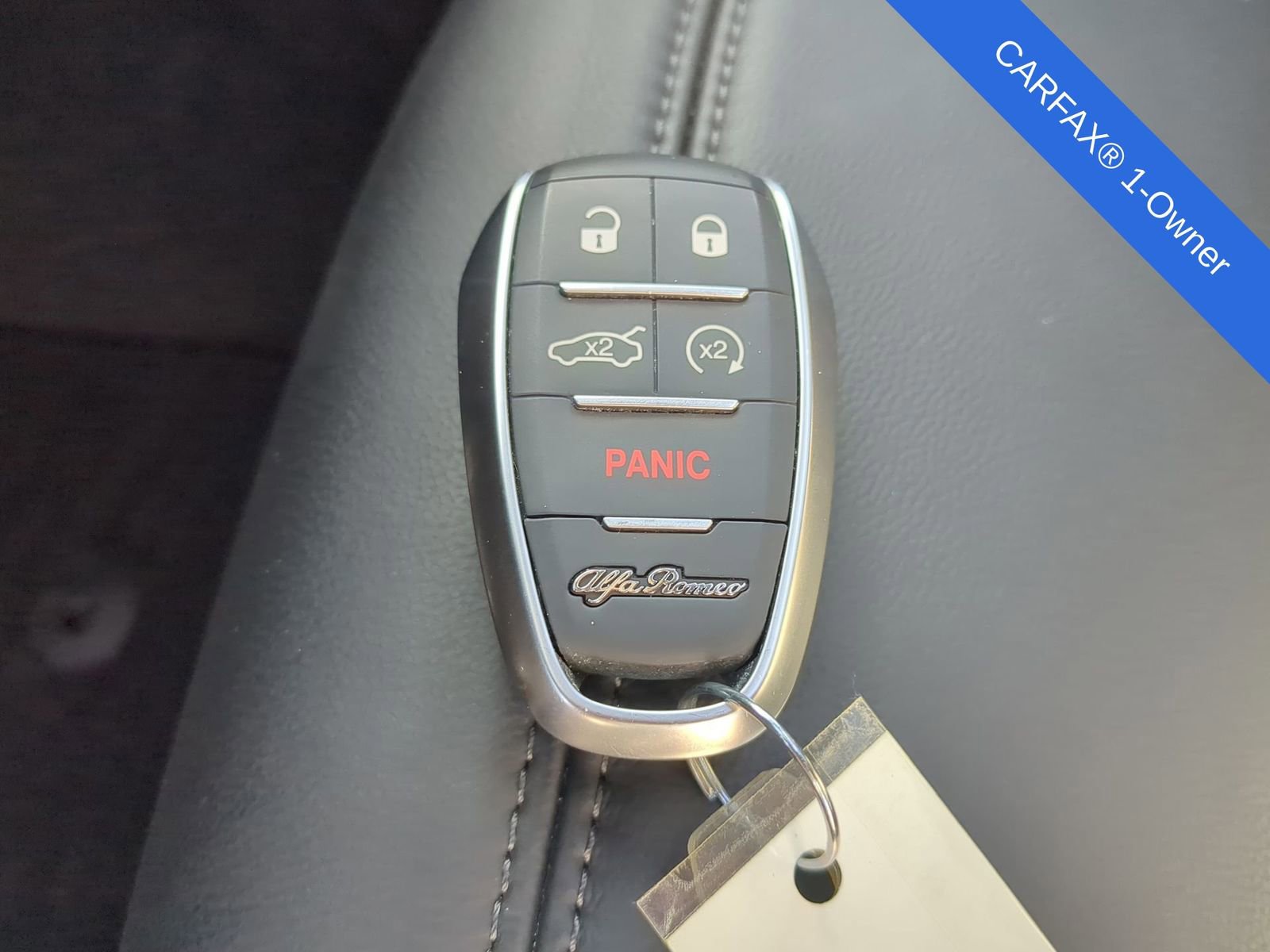 Used 2023 Alfa Romeo Stelvio Ti image 40