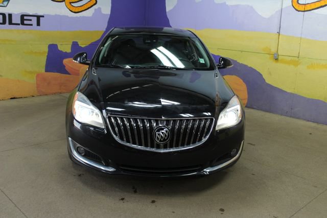 Used 2017 Buick Regal Premium w/ Driver Confidence Package #1 FWD image 3