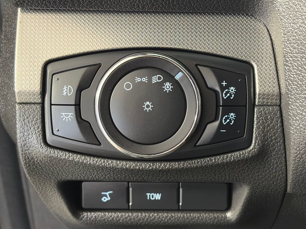 Used 2015 Ford Explorer Sport w/ Equipment Group 401A AWD/4WD image 24
