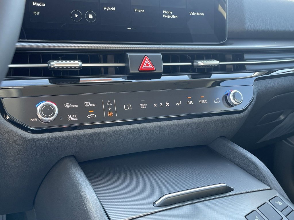 New 2026 Kia Sportage EX image 15