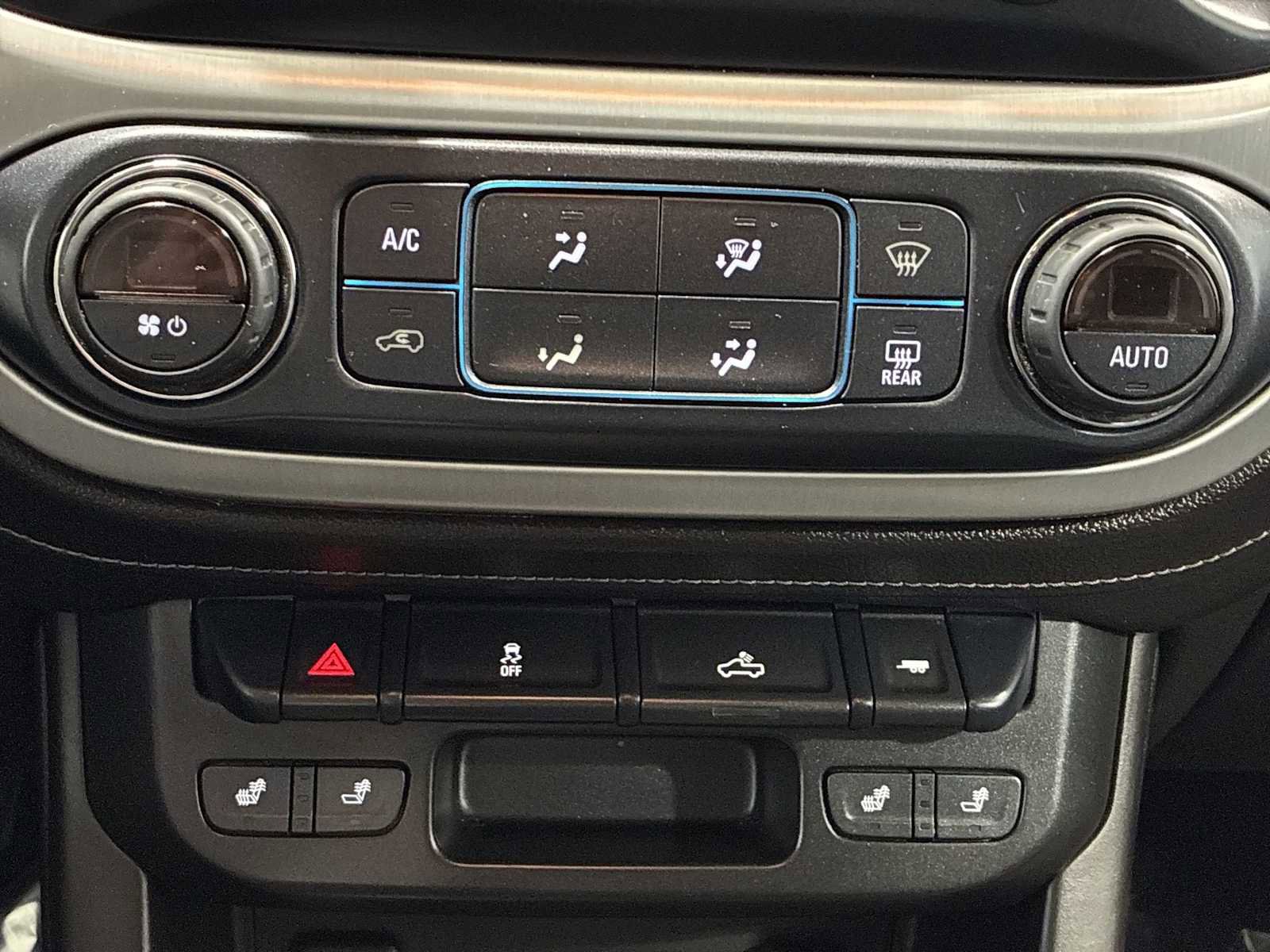 Used 2018 GMC Canyon SLT image 16