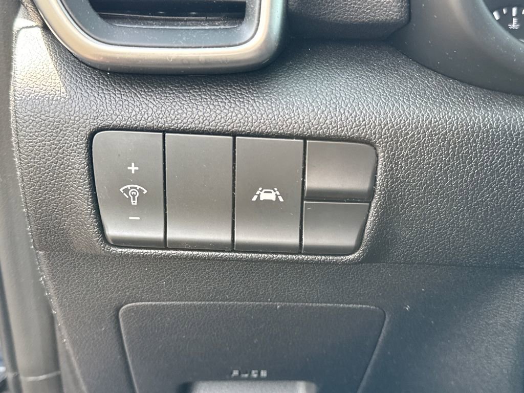 Used 2021 Kia Sportage LX image 28