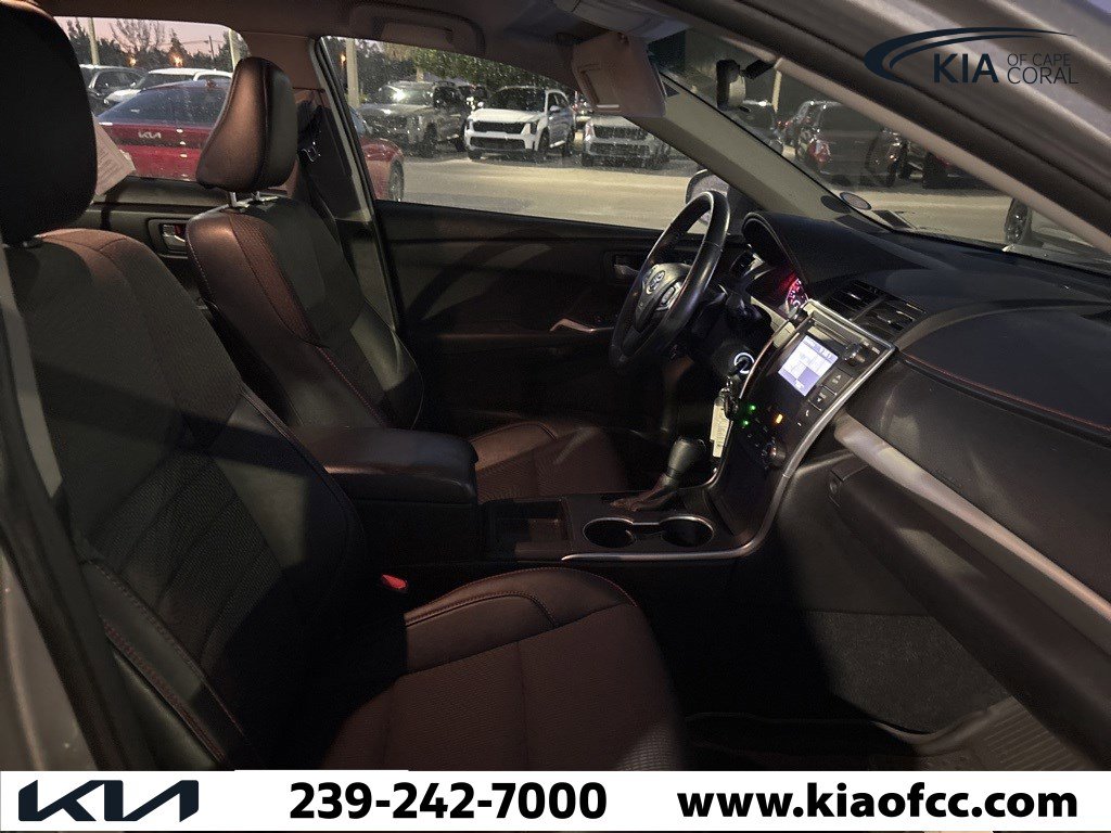 Used 2016 Toyota Camry LE image 17