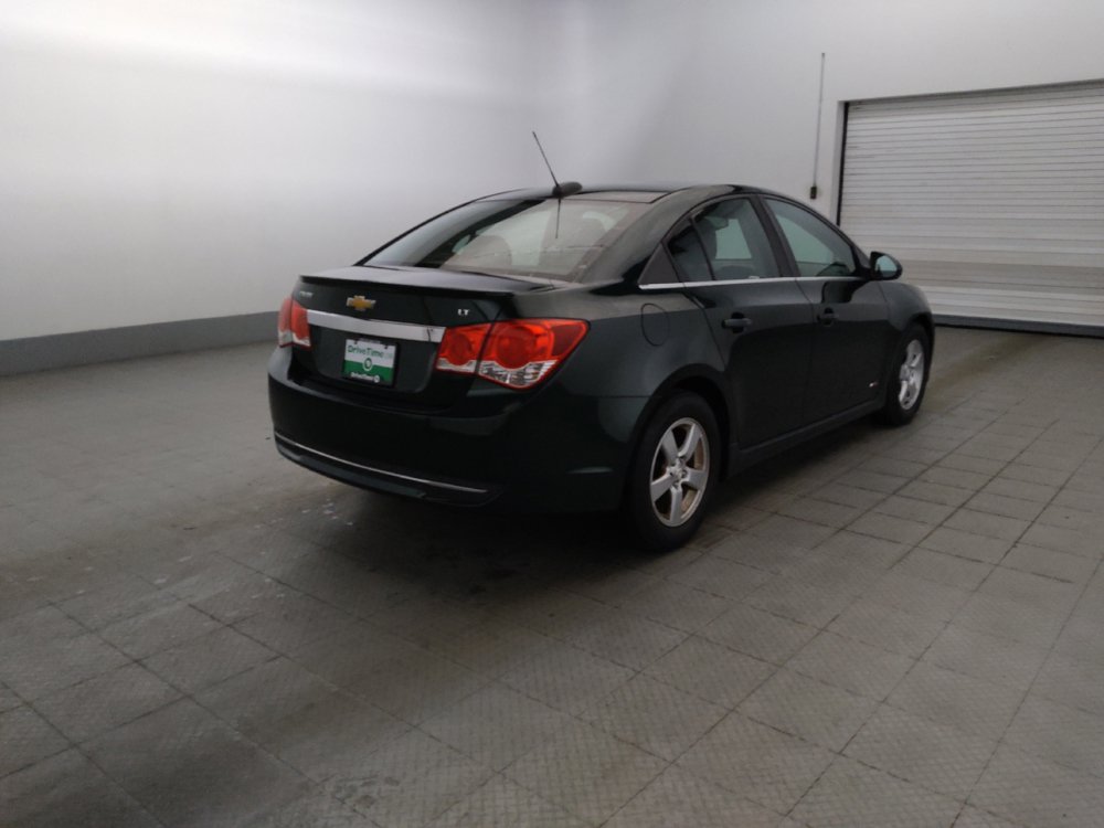 Used 2015 Chevrolet Cruze LT w/ Sun And Sound Package FWD image 9