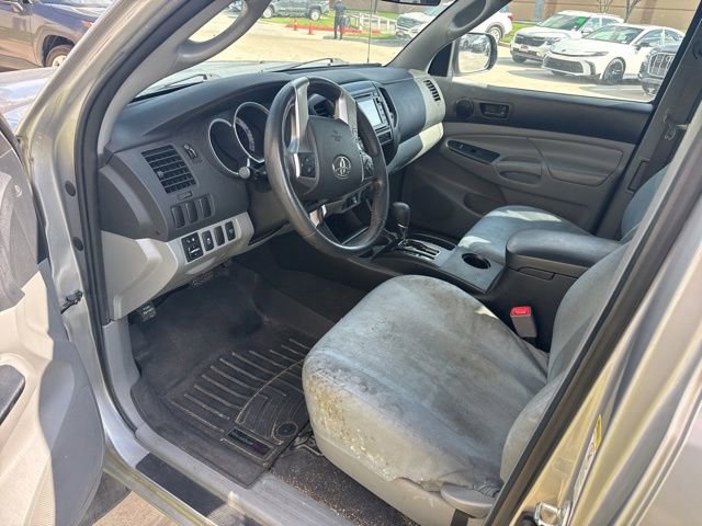 Used 2015 Toyota Tacoma 4x4 Access Cab w/ Convenience Package image 7