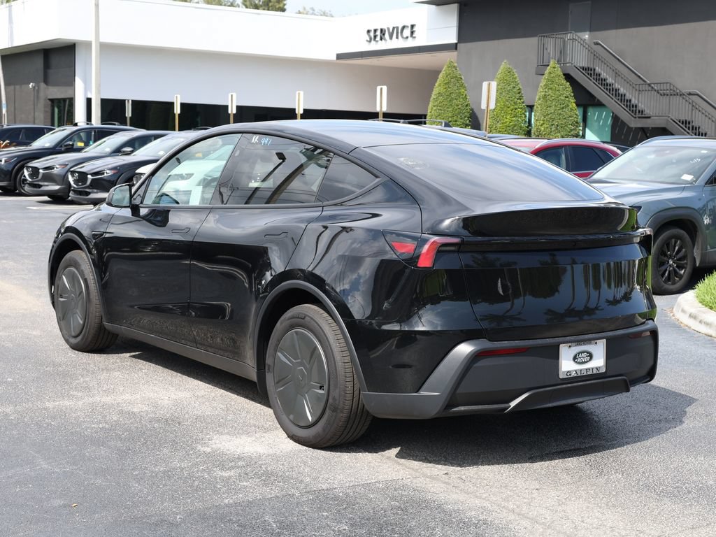 Used 2026 Tesla Model Y 2WD image 5