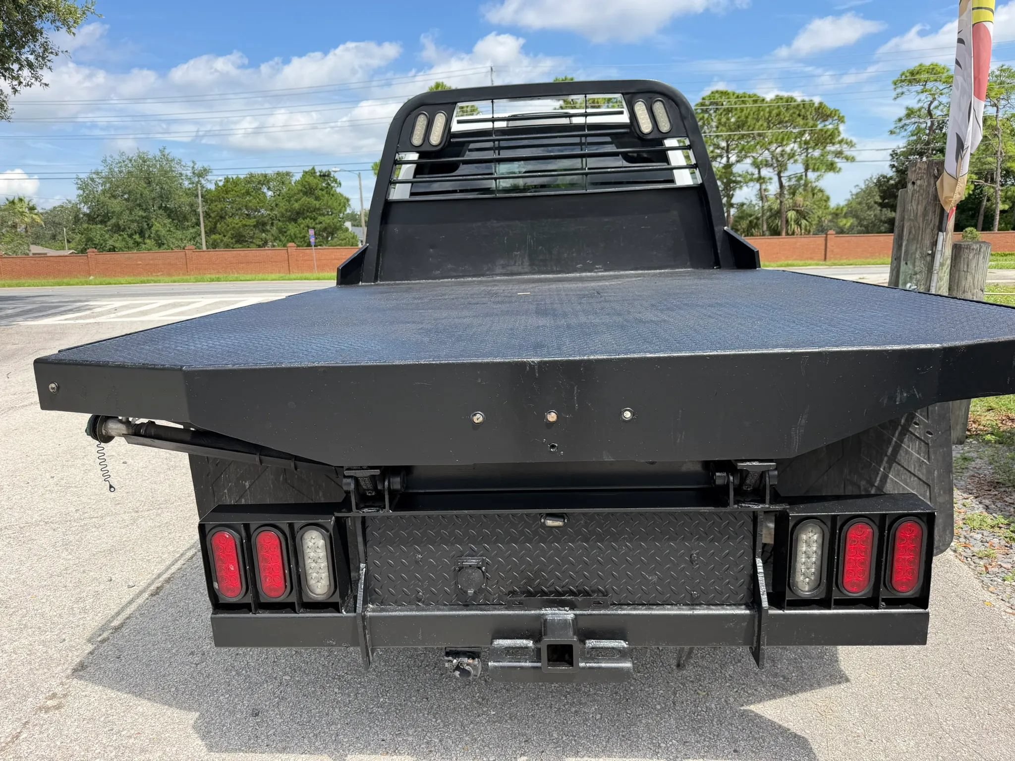 Used 2022 RAM 3500 Tradesman w/ Chrome Appearance Group AWD/4WD image 6