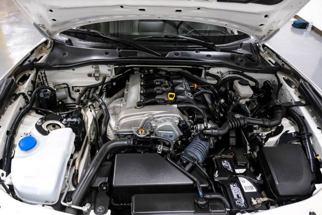 Used 2018 MAZDA MX-5 Miata RF Grand Touring RWD image 44