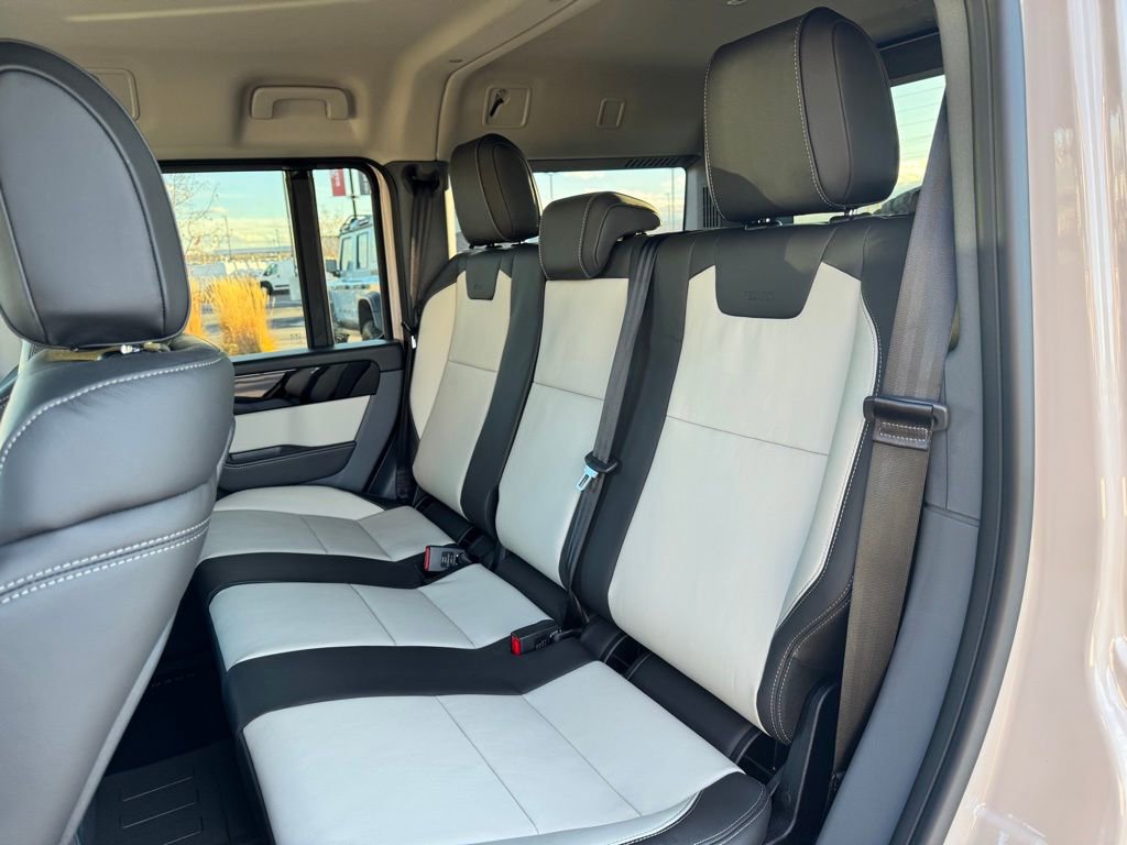 New 2025 INEOS Grenadier Fieldmaster Edition image 10