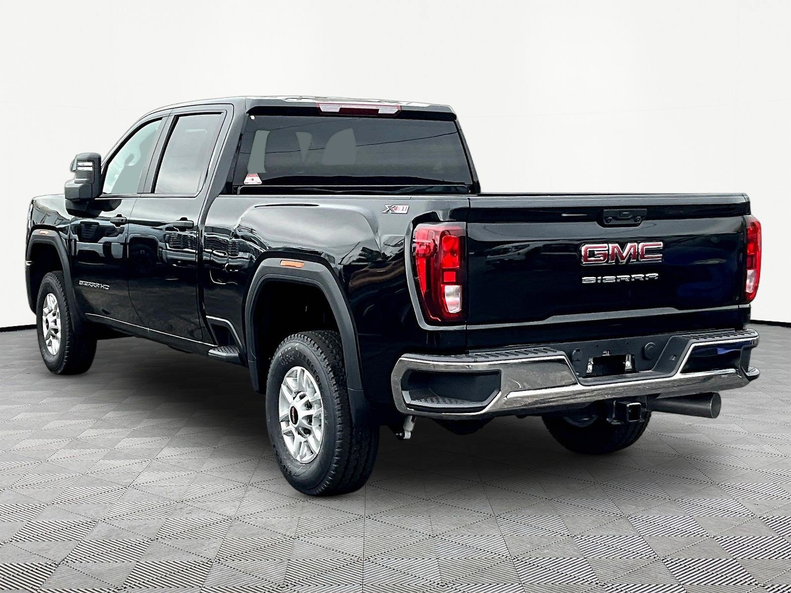 New 2026 GMC Sierra 2500 Pro AWD/4WD image 4