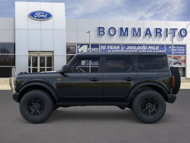 New 2026 Ford Bronco Badlands AWD/4WD image 3