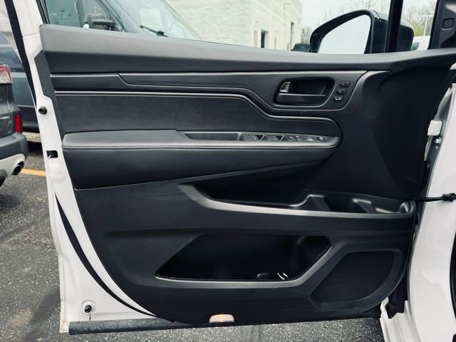 Used 2025 Honda Odyssey Sport-L image 14