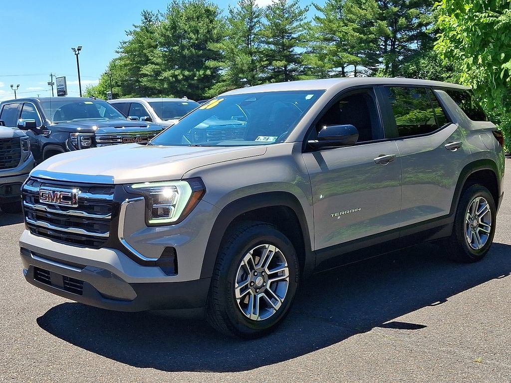 Used 2026 GMC Terrain Elevation AWD/4WD image 3