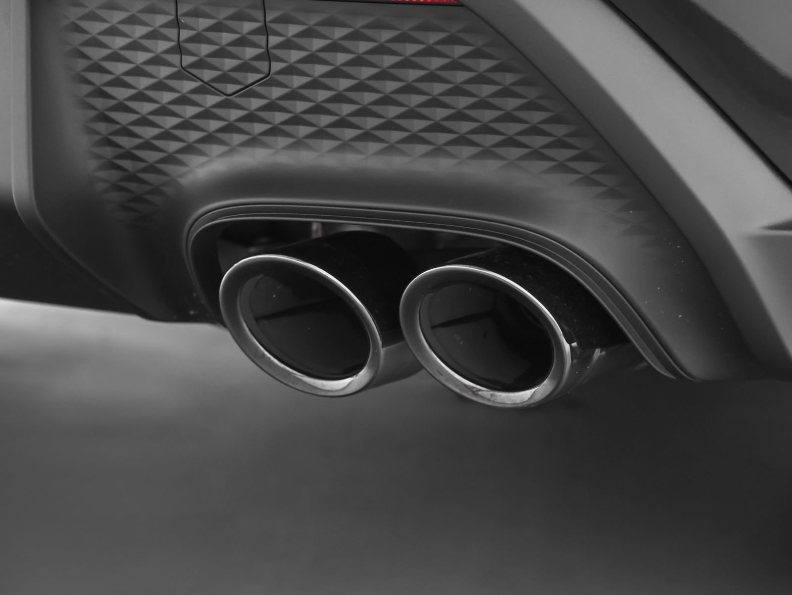 New 2026 Porsche Macan Turbo AWD/4WD image 20