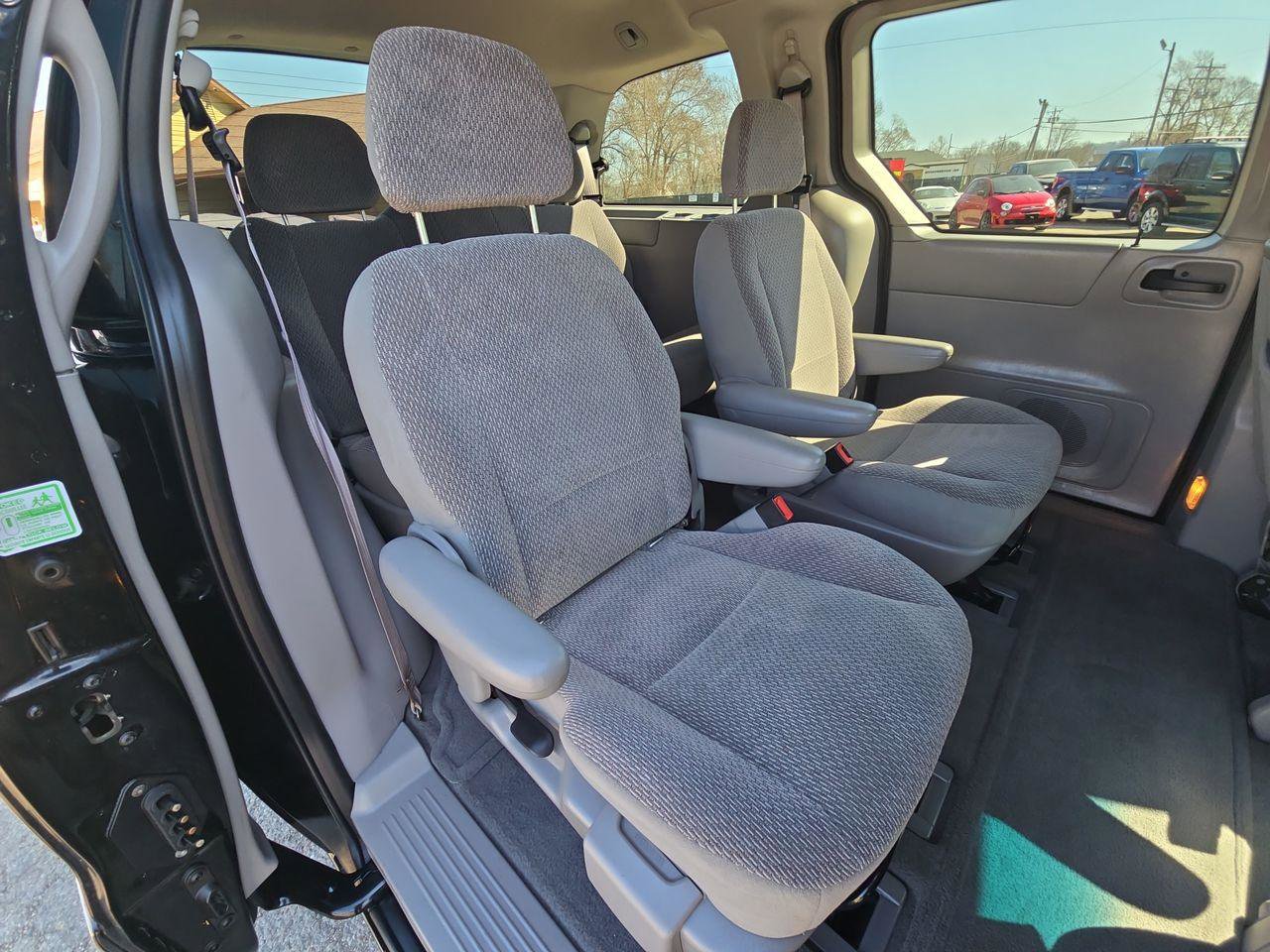 Used 2002 Ford Windstar SE image 7