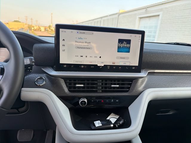 New 2027 Ford Explorer Platinum AWD/4WD image 19