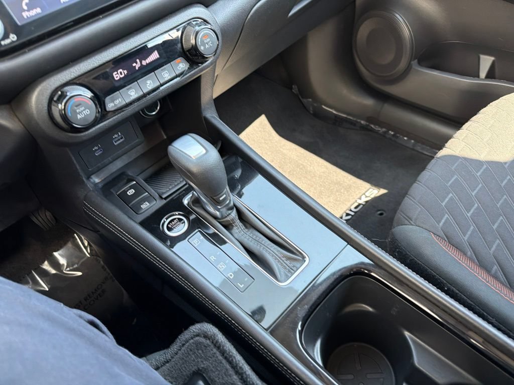 Used 2022 Nissan Kicks SR FWD image 55