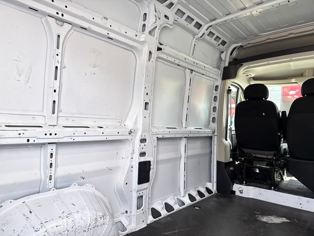 Used 2021 RAM ProMaster 2500 w/ Convenience Group FWD image 14