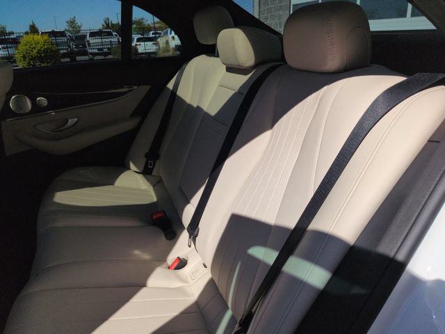 Used 2023 Mercedes-Benz E 350 4MATIC Sedan image 25