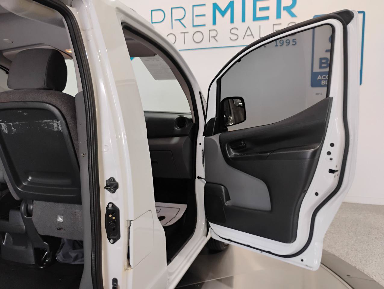 Used 2019 Nissan NV200 S FWD image 83