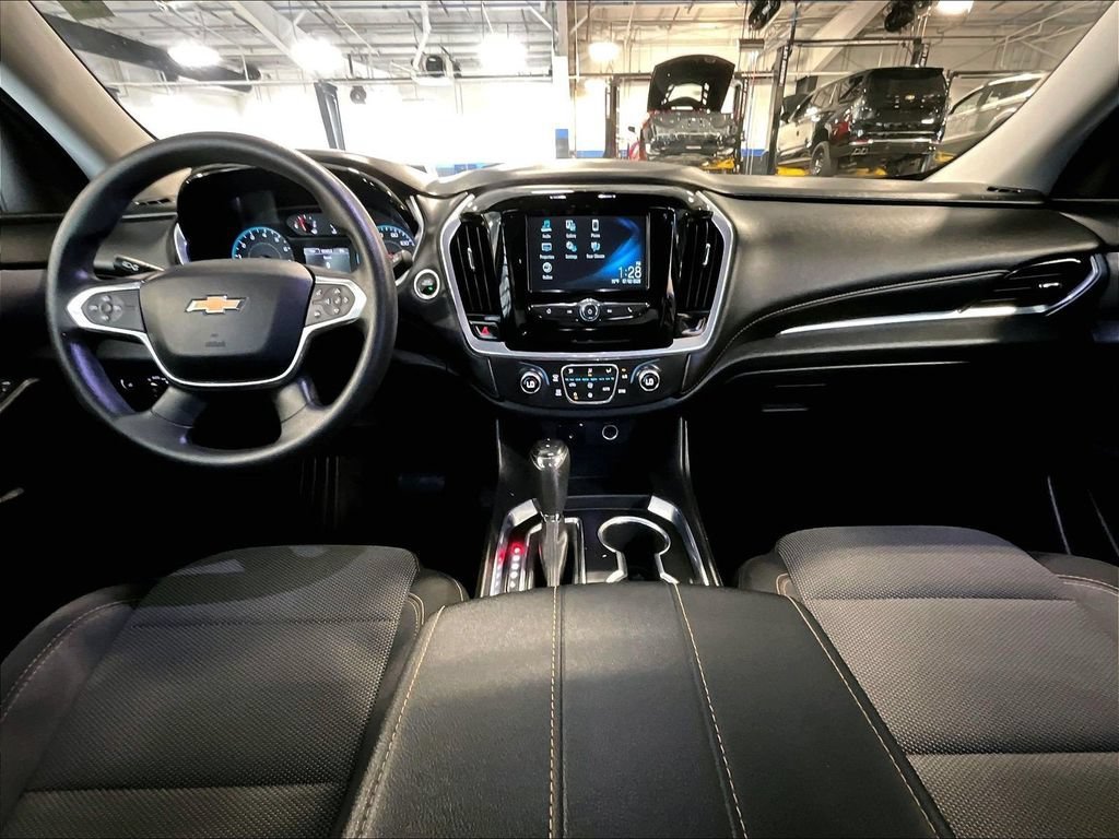 Used 2019 Chevrolet Traverse LS AWD/4WD image 22