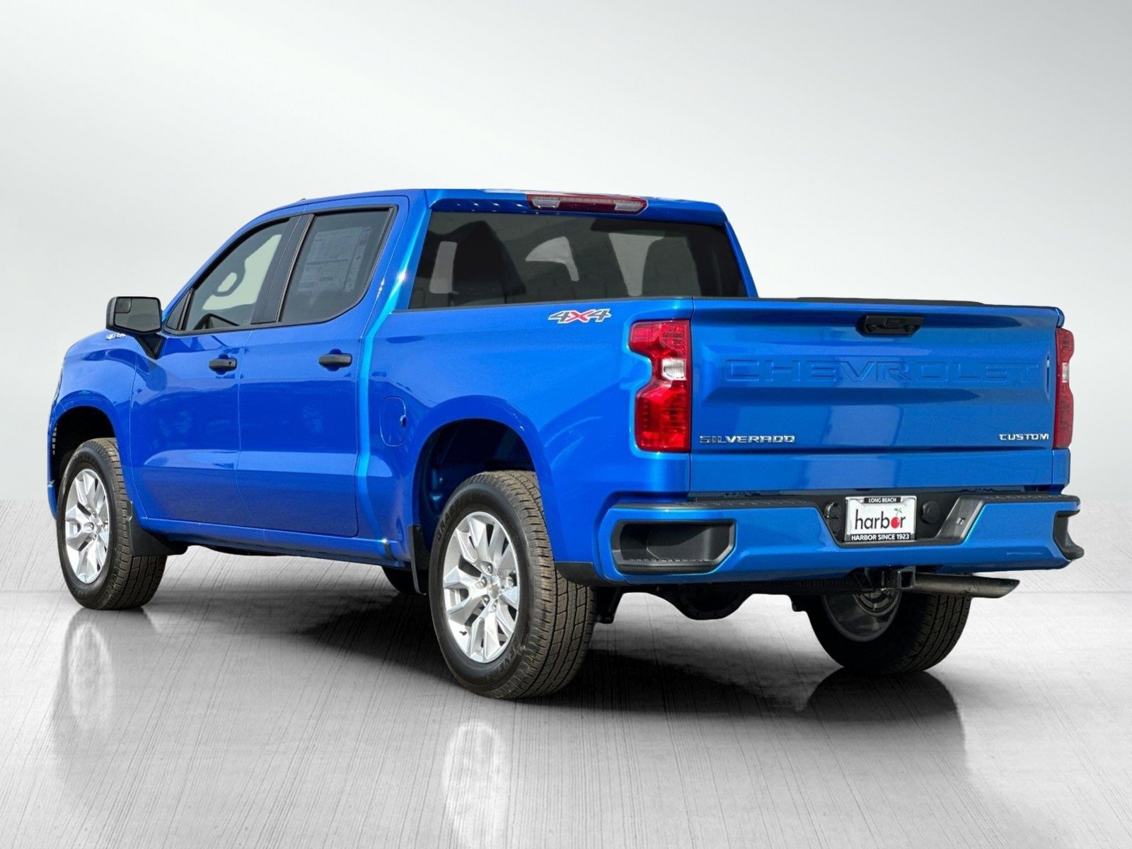 New 2025 Chevrolet Silverado 1500 Custom image 6