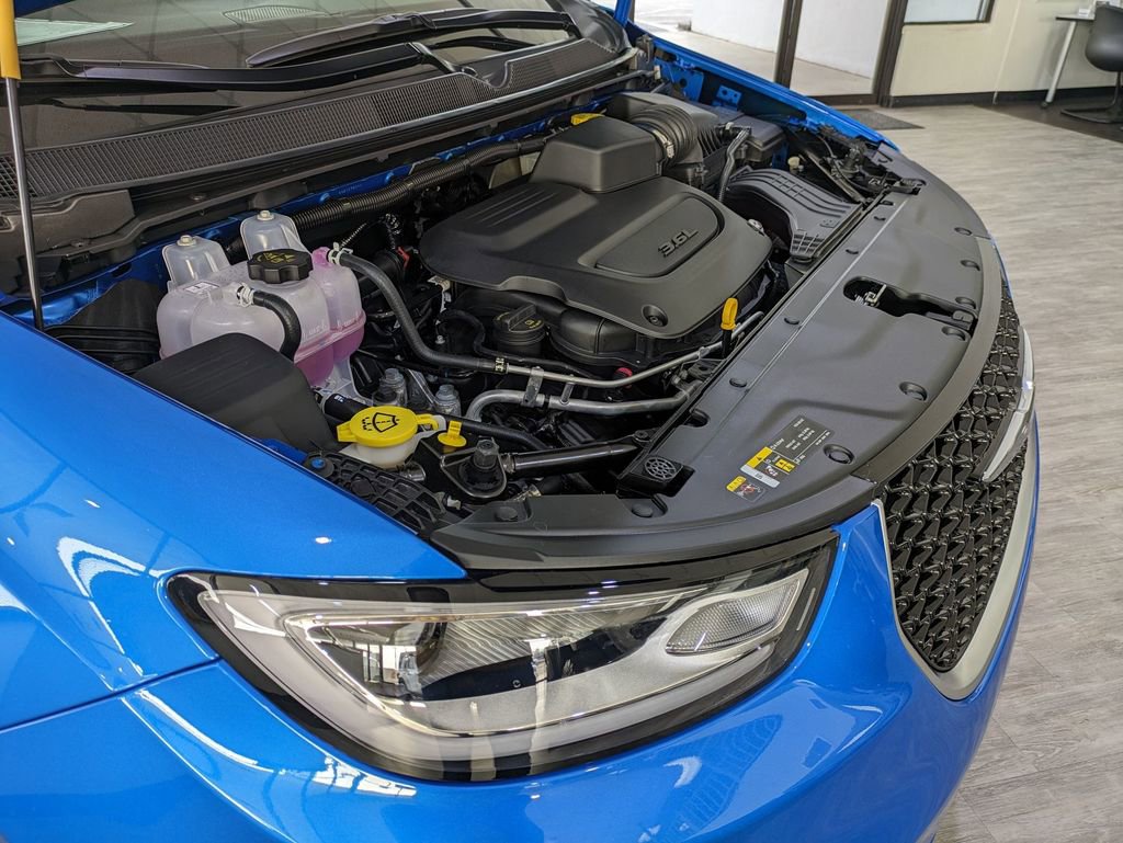 New 2026 Chrysler Pacifica Pinnacle w/ Trailer Tow Group image 32