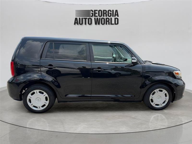 Used 2010 Scion xB FWD image 14