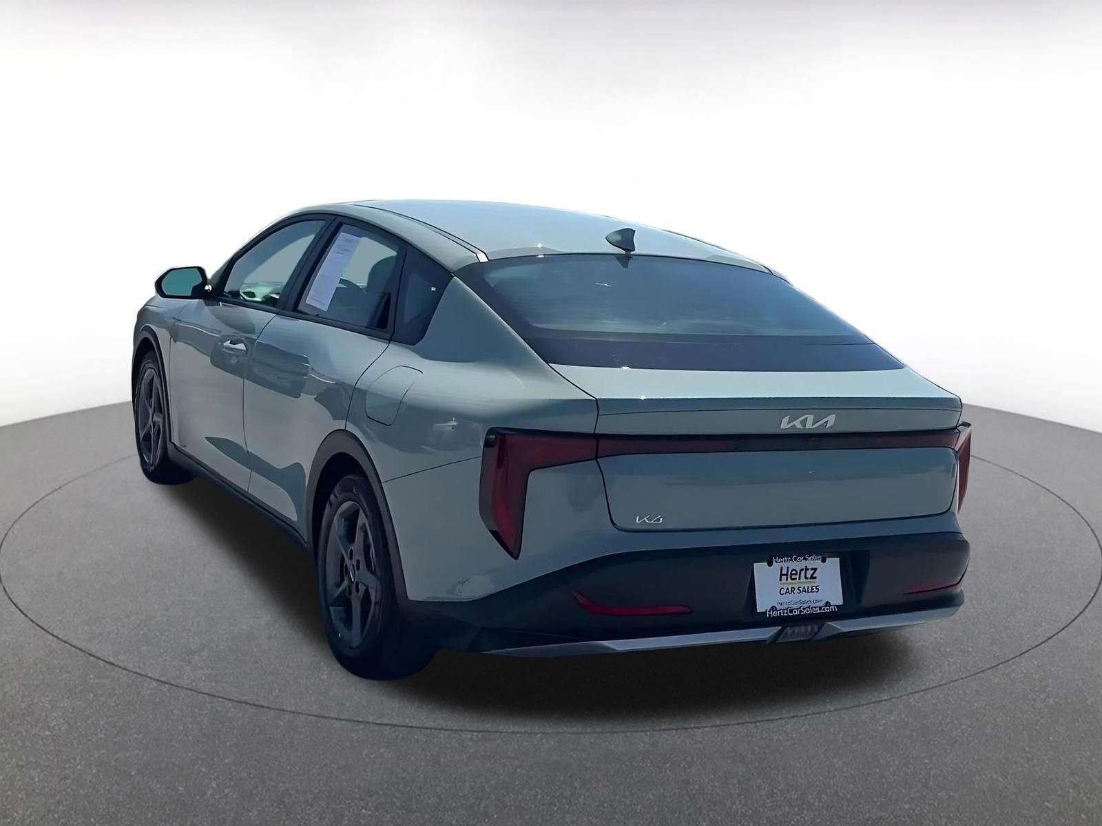 Used 2025 Kia K4 LXS image 11