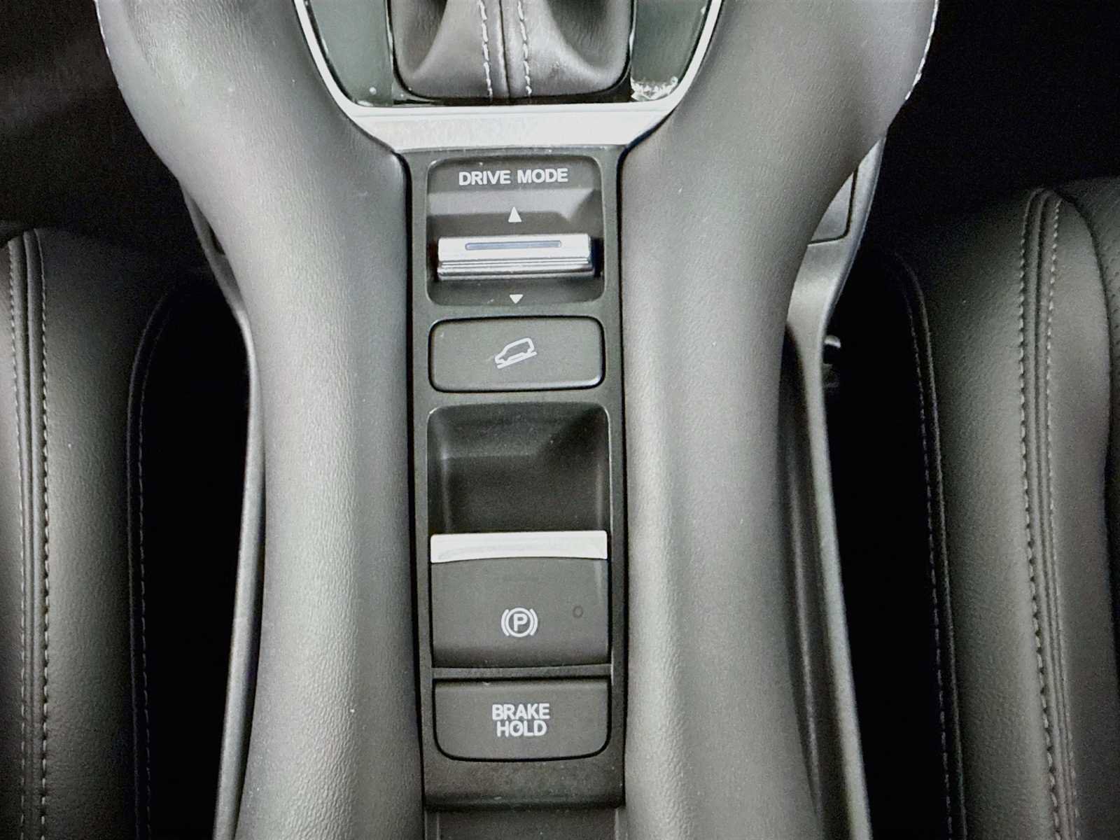 Certified 2026 Honda HR-V EX-L image 21