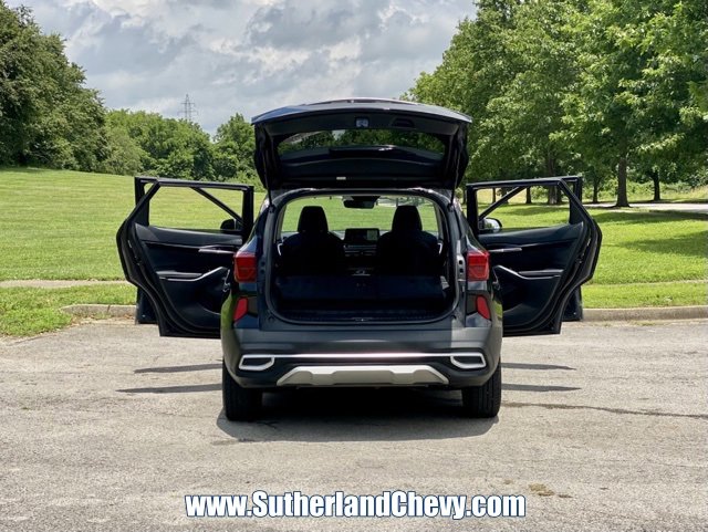 Used 2023 Kia Seltos S w/ Navigation Package image 40