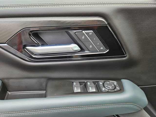 New 2026 GMC Yukon AT4 w/ AT4 Premium Plus Package AWD/4WD image 29