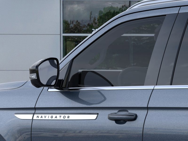 New 2026 Lincoln Navigator L Premier AWD/4WD image 20