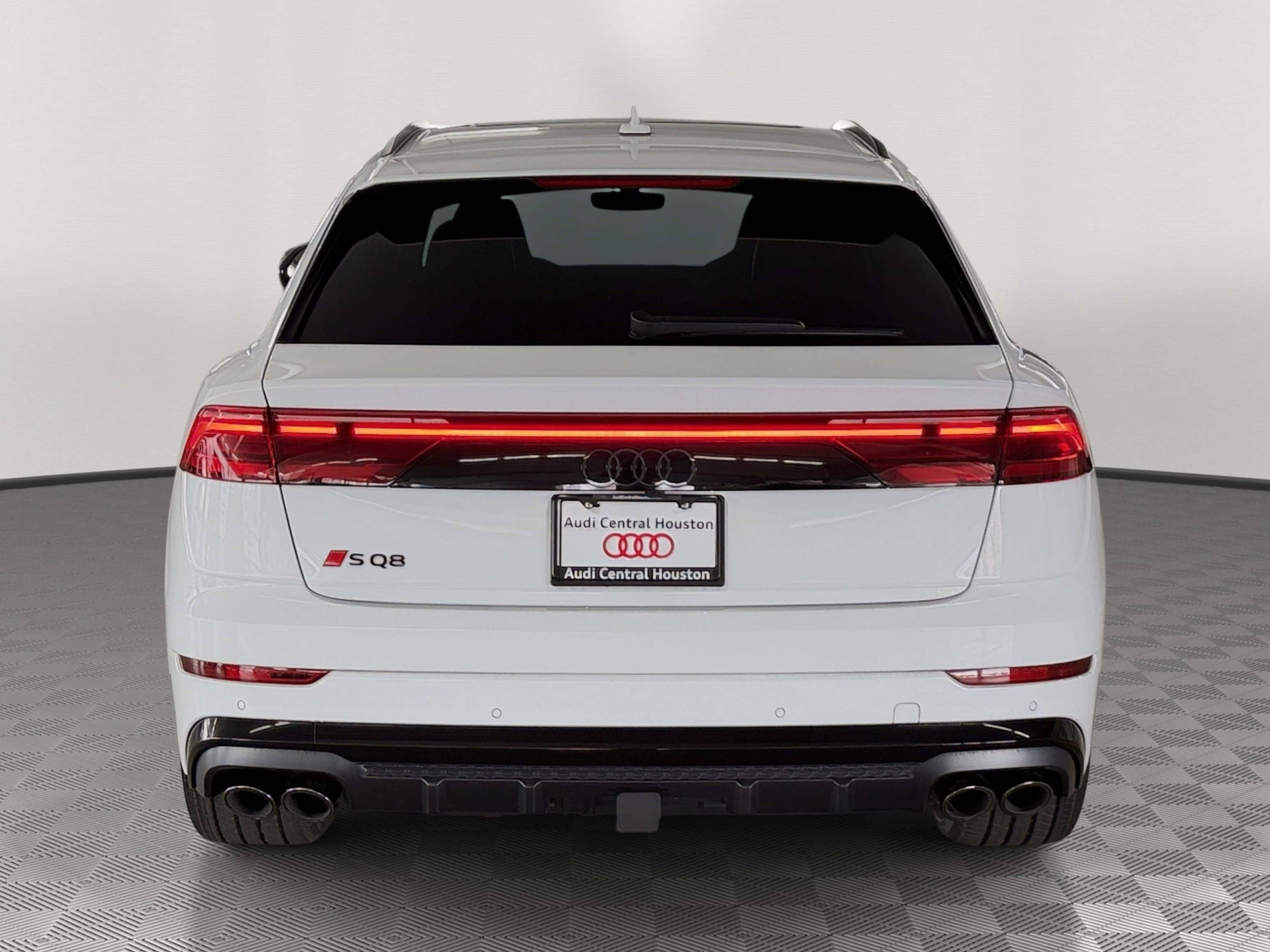 New 2026 Audi SQ8 Premium Plus AWD/4WD image 10