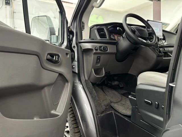 New 2026 Ford Transit 150 Low Roof AWD image 18