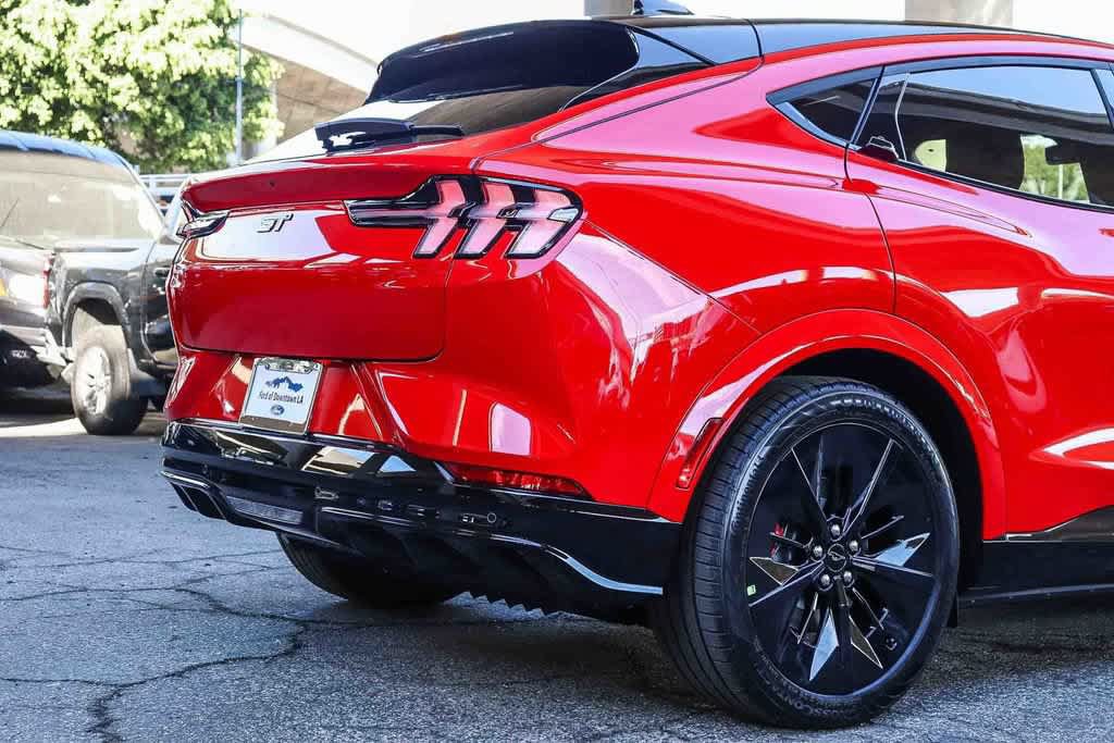 New 2026 Ford Mustang Mach-E GT AWD/4WD image 9