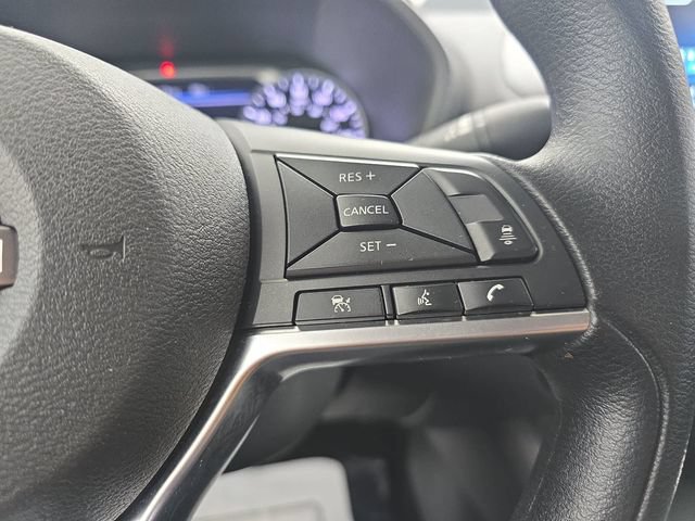 Used 2025 Nissan Sentra SV FWD image 18