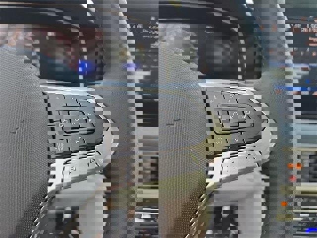 New 2025 Volkswagen Jetta SE image 23