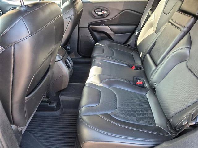Used 2019 Jeep Cherokee Limited FWD image 18