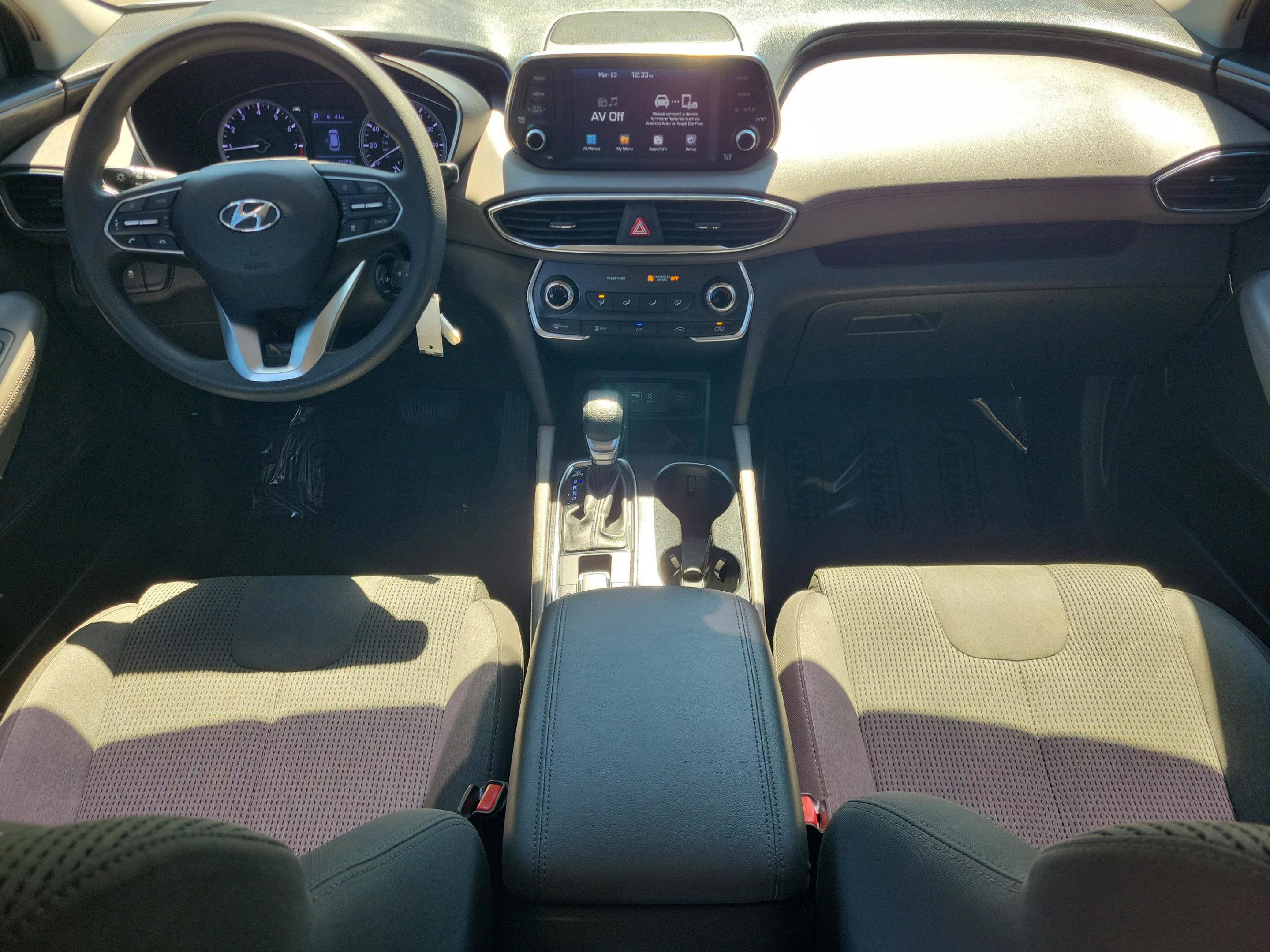 Used 2020 Hyundai Santa Fe SE image 13